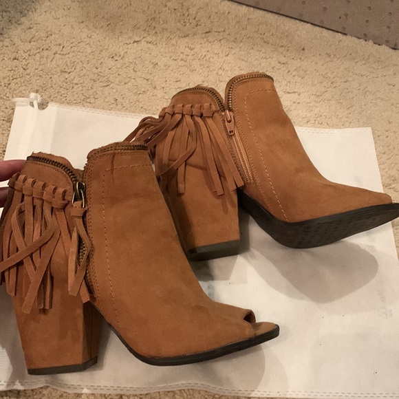 Suede fringe peep toe boots - Picture 5 of 8